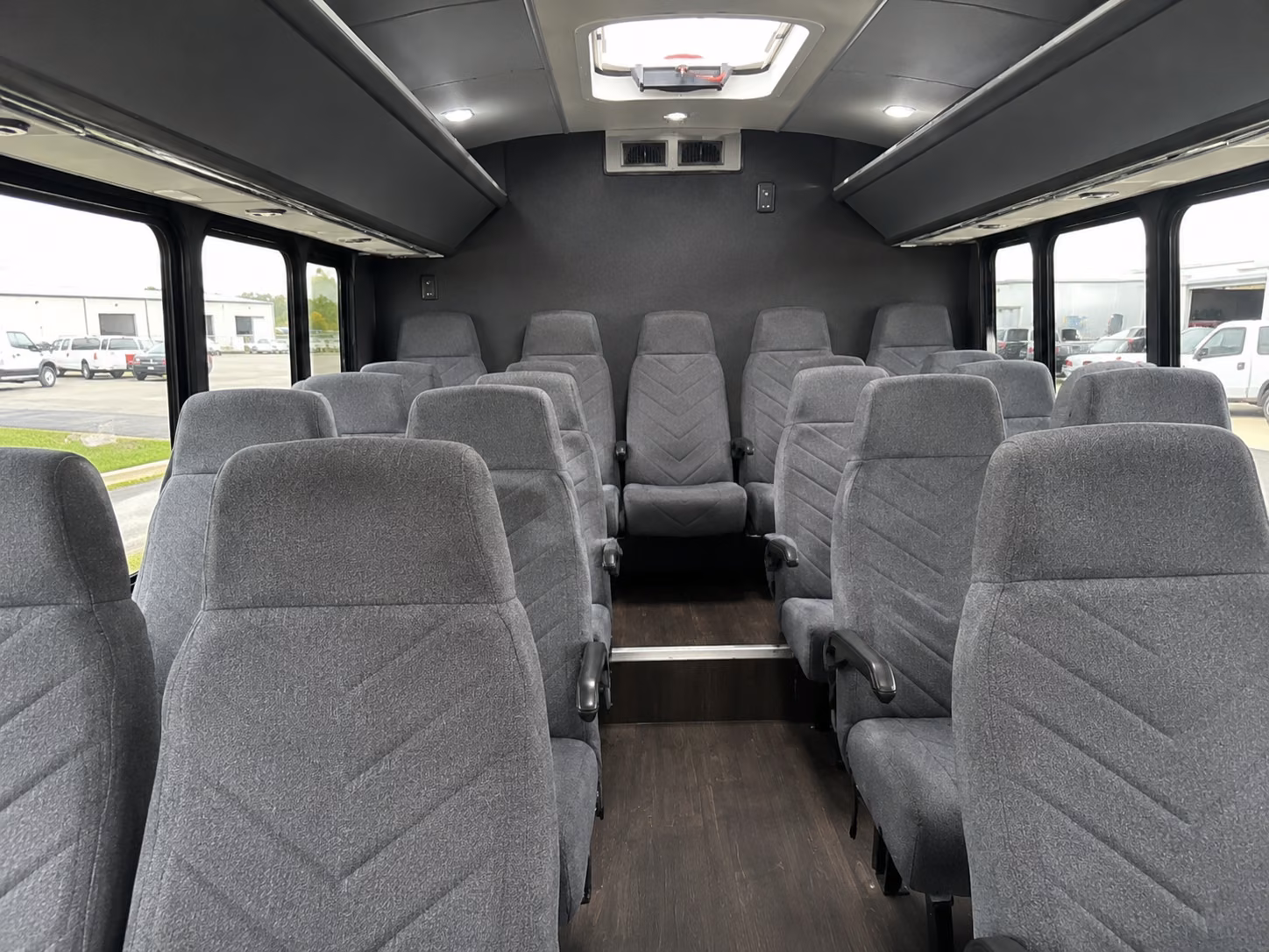book a bus for honolulu after prom celebrations