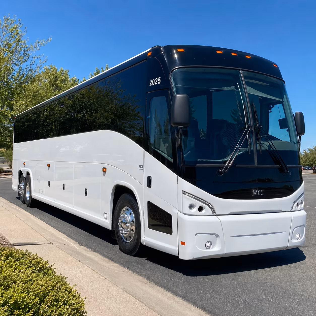 charter bus rentals for outrigger canoe races and ocean sports events