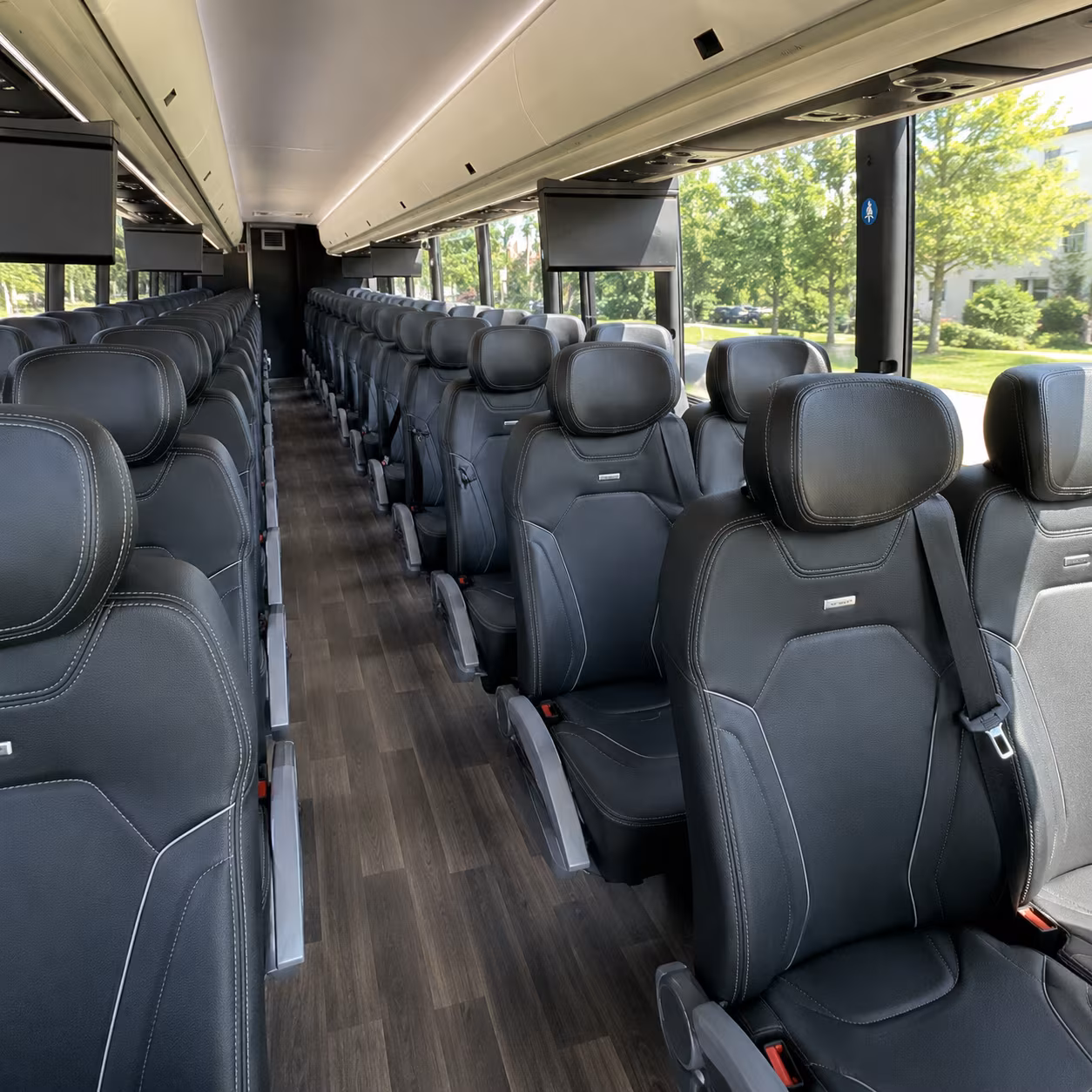 charter buses and party buses to university of hawaii warriors games