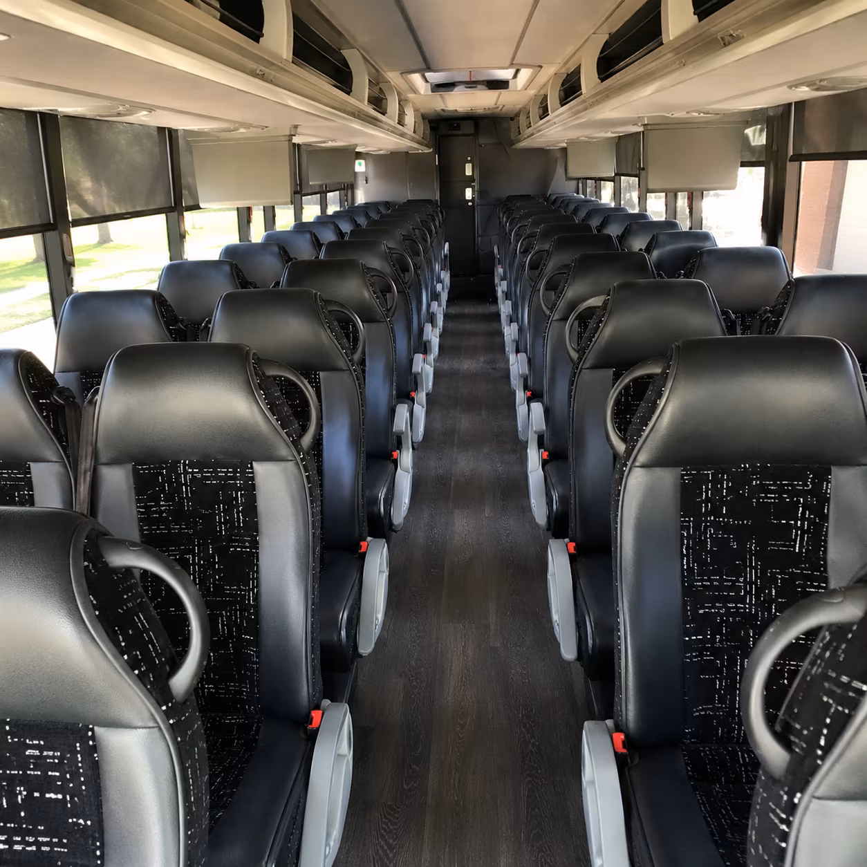 charter buses for honolulu weddings and celebration events
