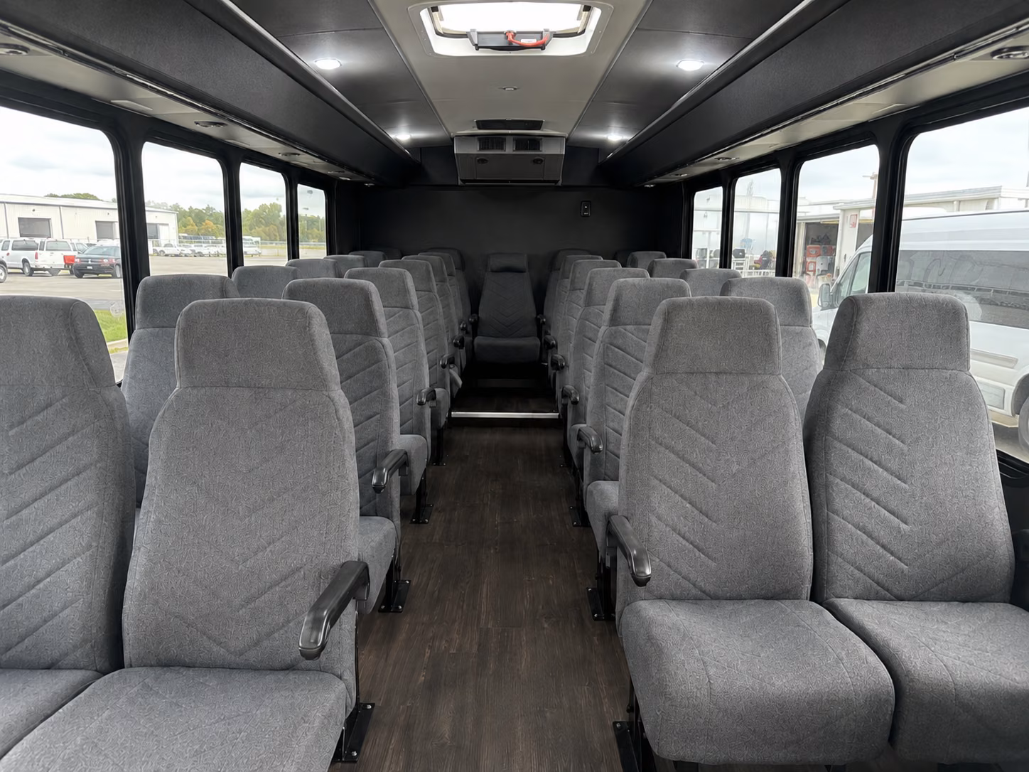 charter buses for large honolulu high school prom groups