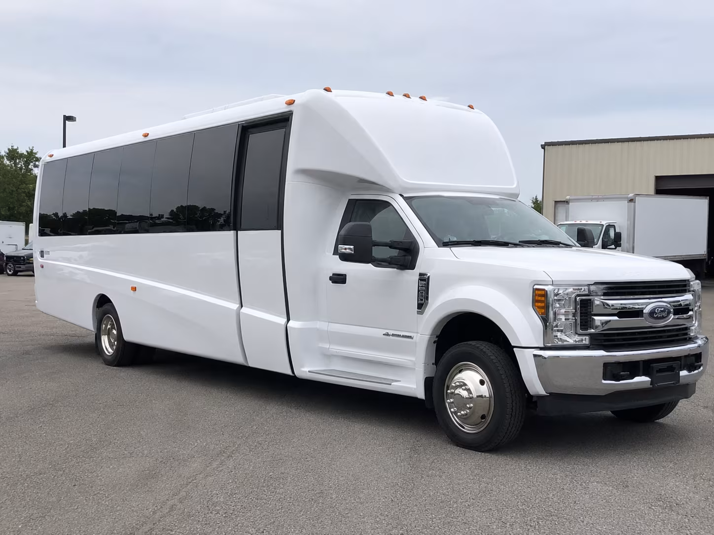 festival and concert buses serving honolulu events