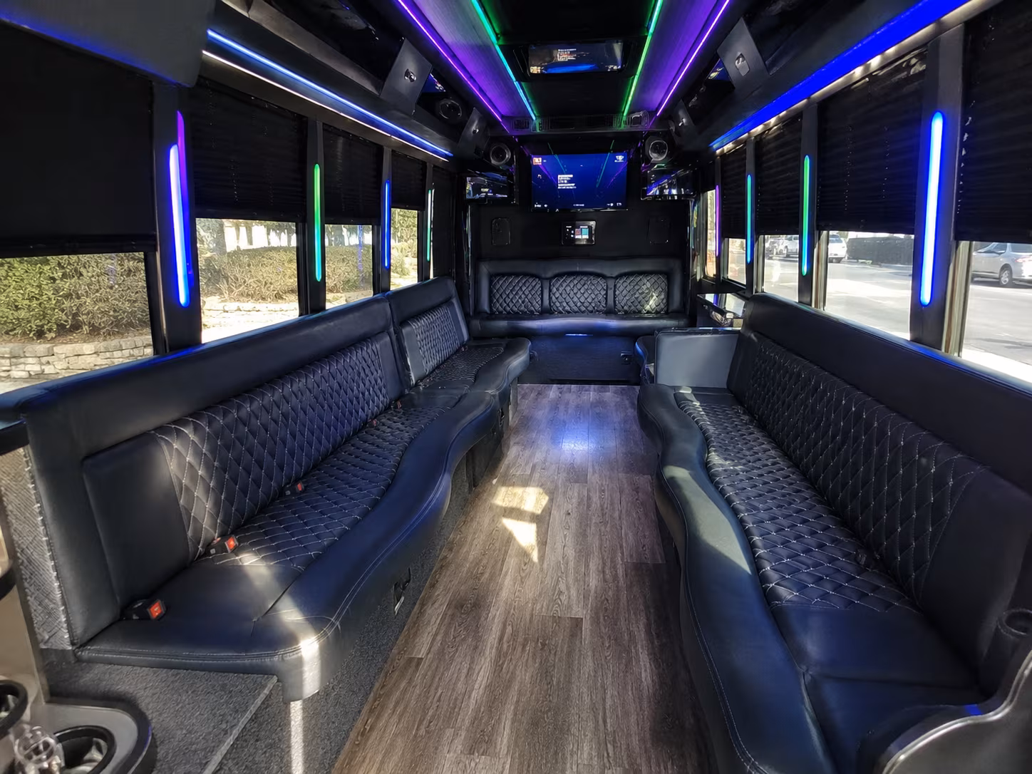 honolulu 15 passenger party bus interior