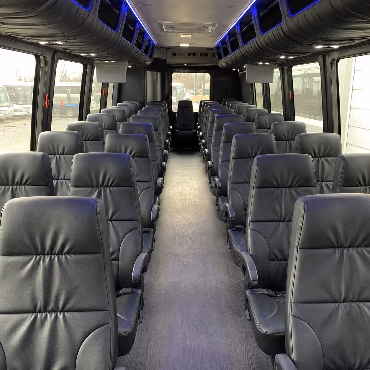honolulu 28 passenger minibus interior