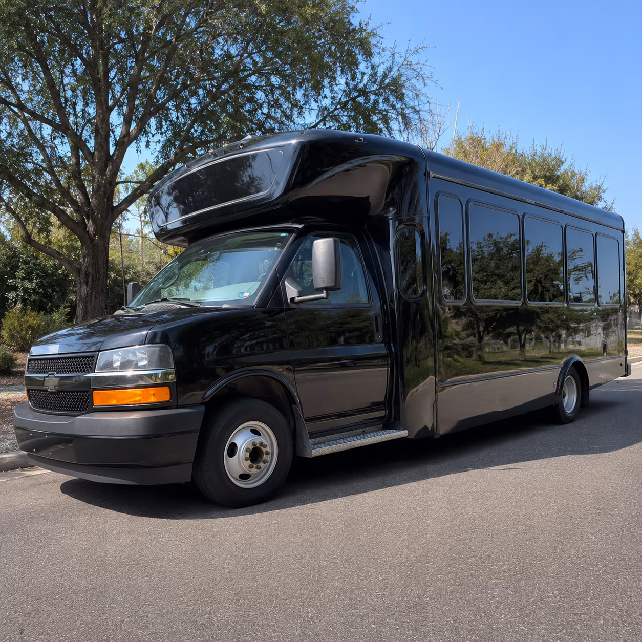 honolulu party bus rental 2