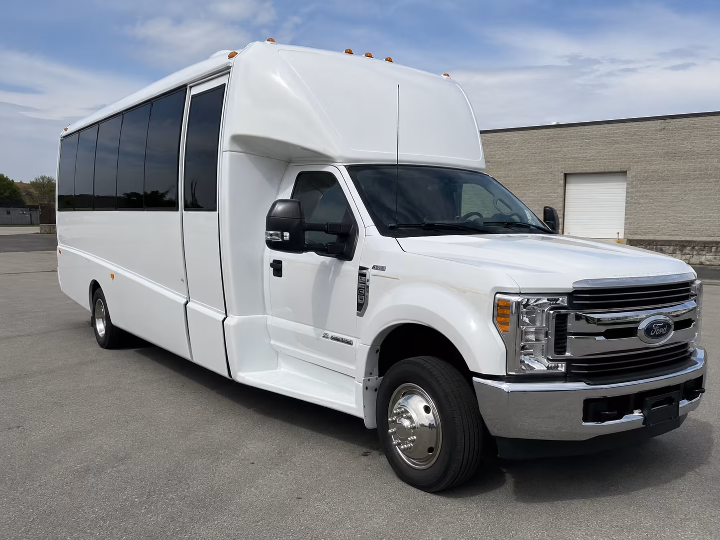 honolulu sports team and fan group bus rentals
