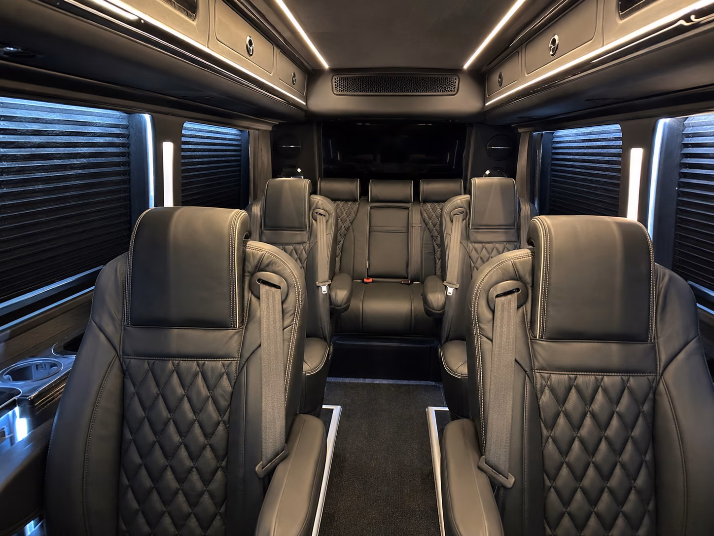 honolulu sprinter van with driver interior